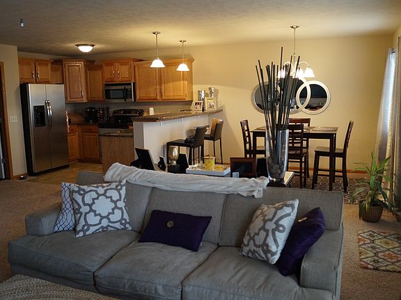 5th image of 7526 Crystal Ct