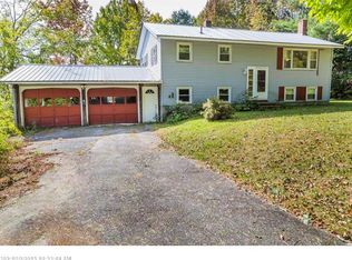 7 W Hill Ter, Gardiner, ME 04345