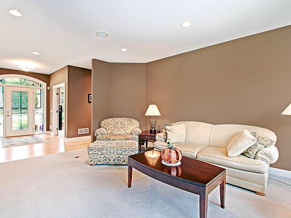 5th image of 4469 Penny Ln SW