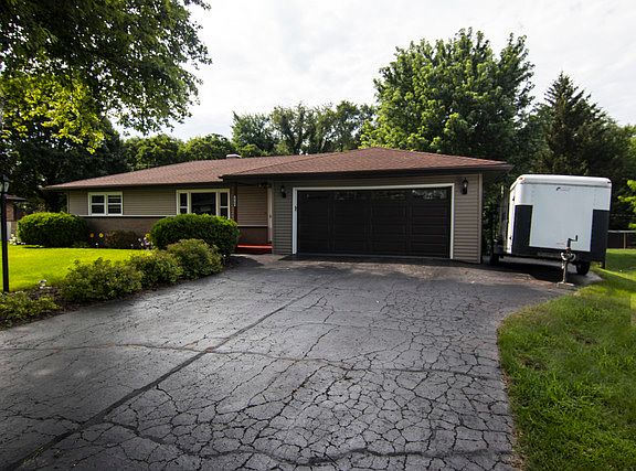 2nd image of 2703 Sierra Dr