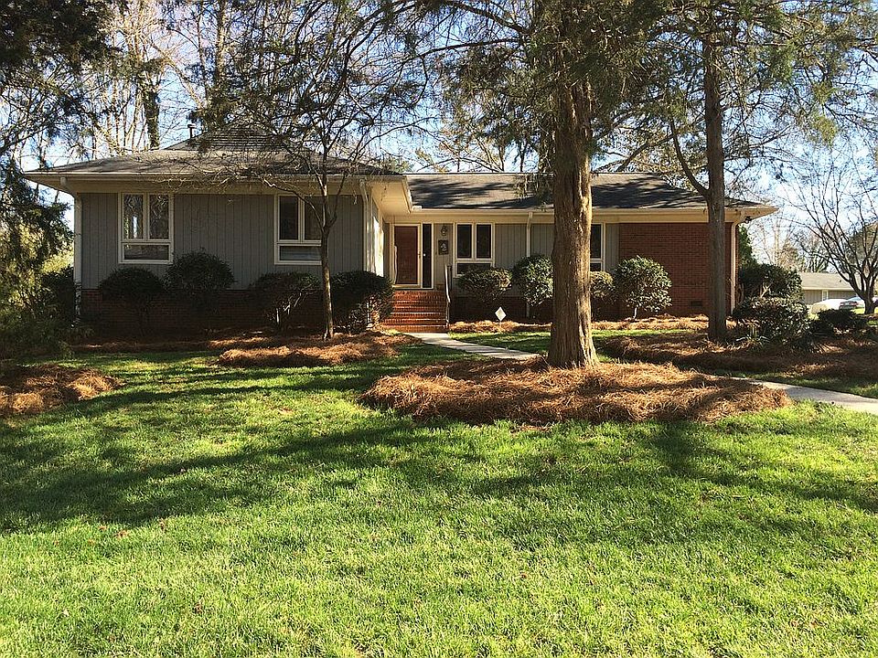 1st image of 1925 Wandering Way Dr