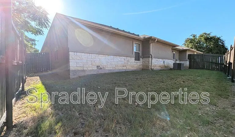 763A E Ridge Blvd — Photo 13