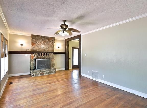 4th image of 2802 S 11th St