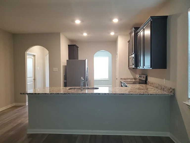 136 Constitution St — Photo 11