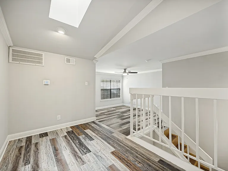 5200 Martel Ave #1-13C — Photo 6