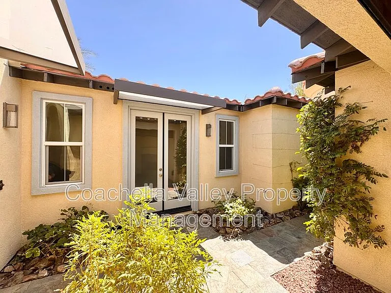 138 Shoreline Dr — Photo 6