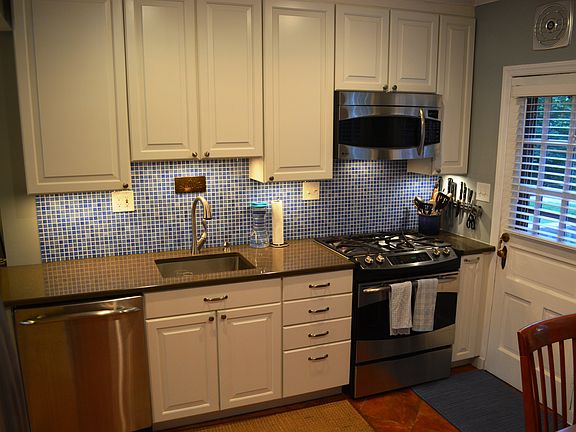 4th image of 1201 S Barton St Unit 157