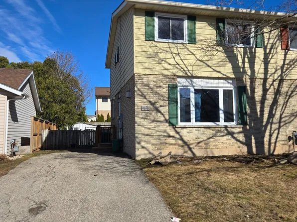 1073 Canfield Cres, Woodstock, ON N4S 8P3