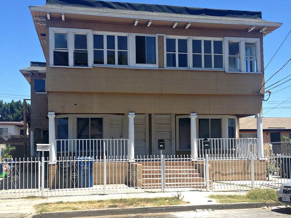 1st image of 119 E 31st St #121