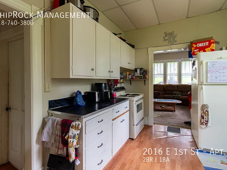 2016 E 1st St #1 — Photo 7