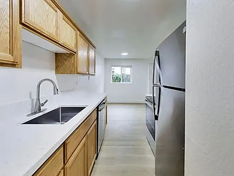 2727 Marina Boulevard — Photo 14