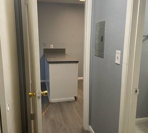 4th image of 426 S 13th St #34