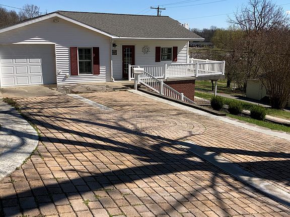 Upstairs Driveway