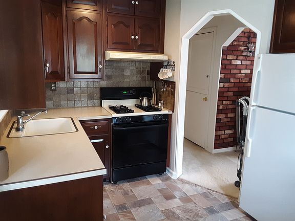 Kitchen with Cherry Cabinets