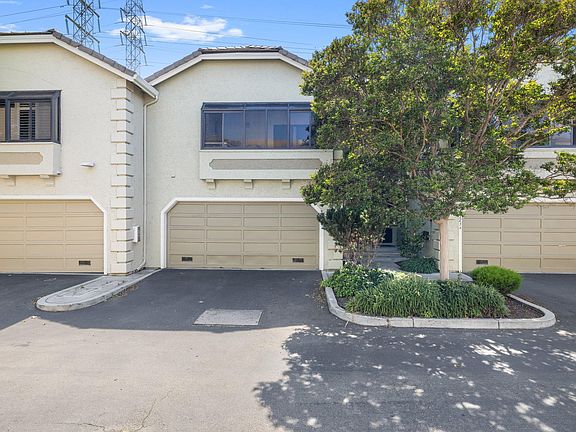 2nd image of 2232 Saint Claire Ct