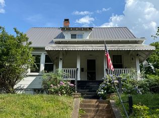 1896 Seabury Ave, Lynchburg, VA 24501