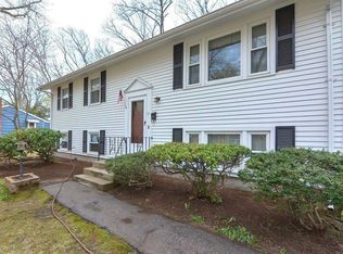 11 Mountain St, Sharon, MA 02067