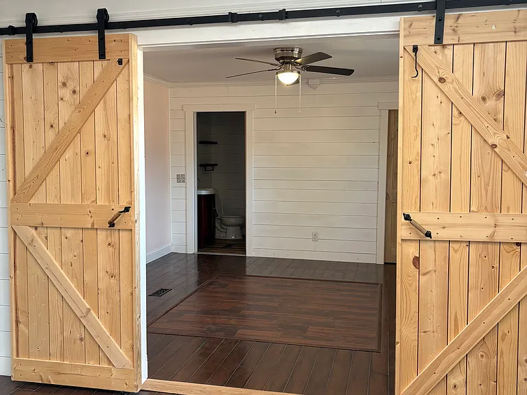 305 W Lane St — Photo 17