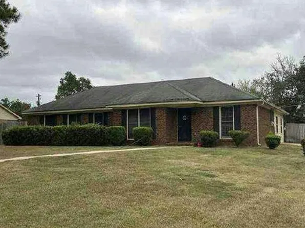 1506 Westwood Dr, Albany, GA 31721