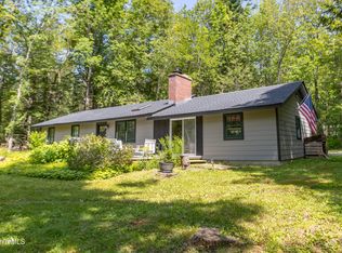 50 Beach Rd, Becket, MA 01223