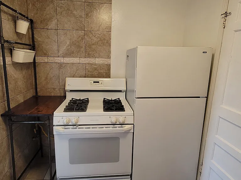 3258 N Saint Paul St — Photo 18