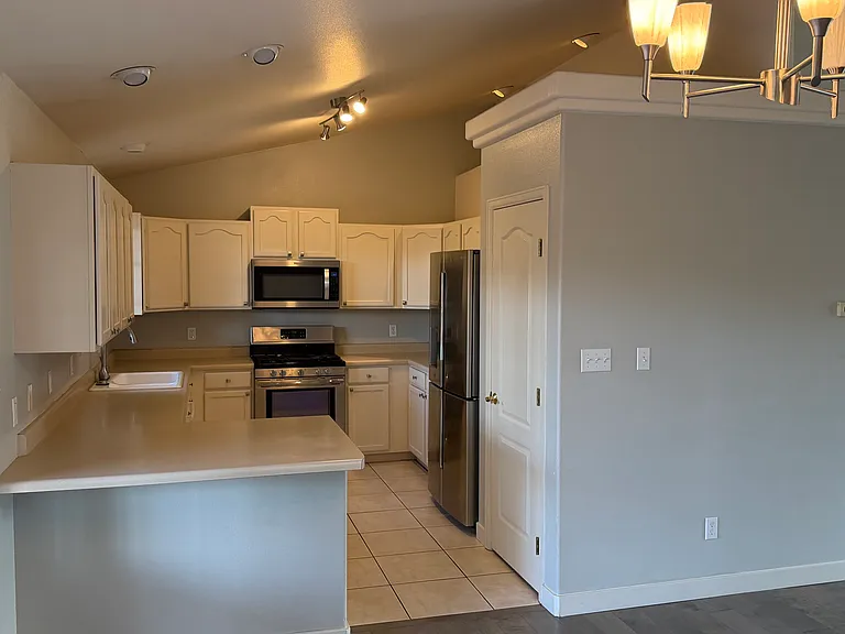 2574 Silver Oak Ct — Photo 6