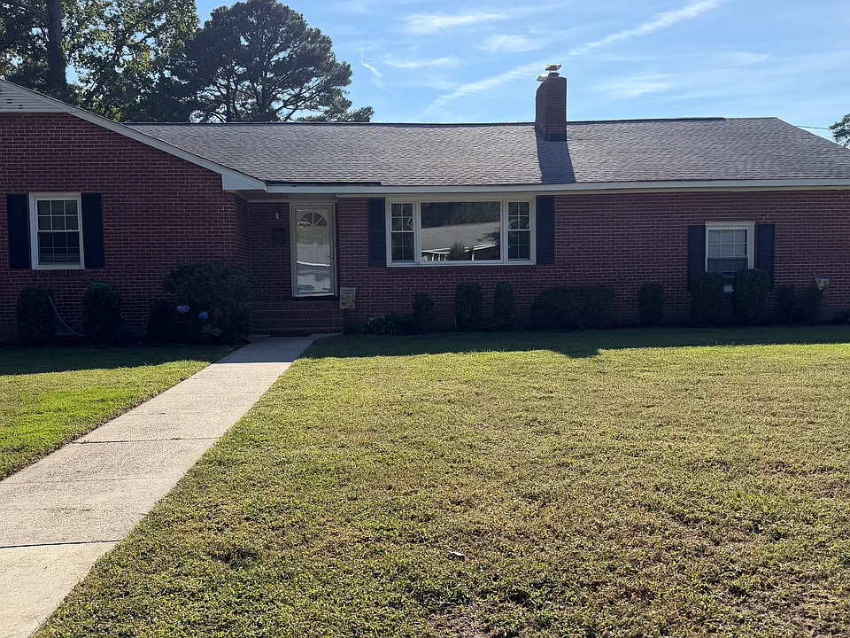 11 Fern Dr