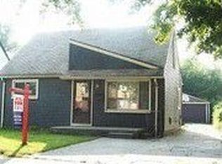 12228 Syracuse St, Taylor, MI 48180
