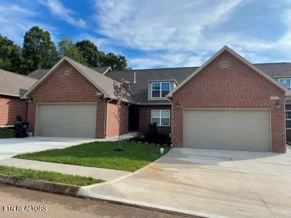 1162 Meadow Walk Ln #57, Lenoir City, TN 37772