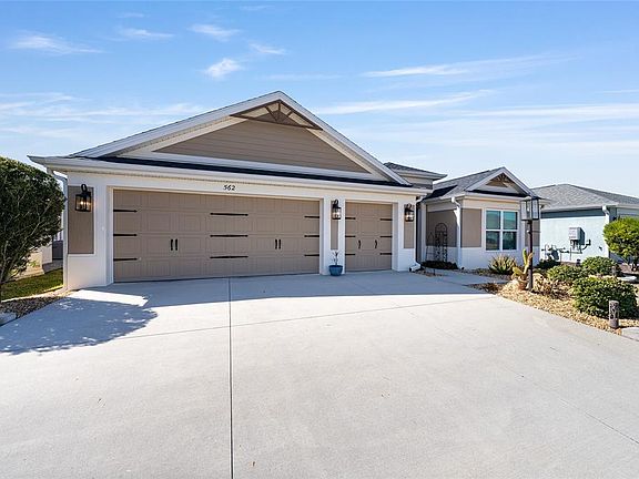 4th image of 562 James Rd