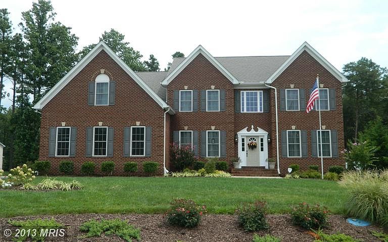 1st image of 43276 Waverly Ct