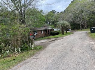 107 Duggins Ln, Summerville, SC 29483