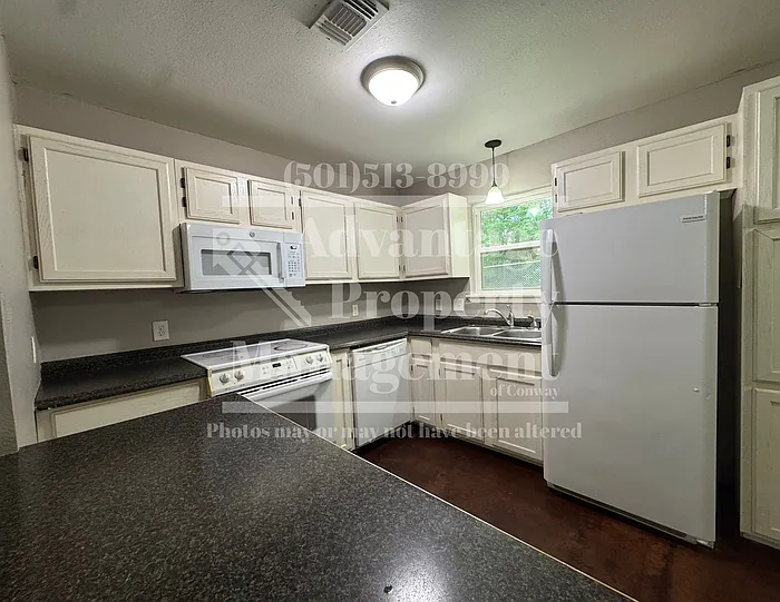 10 Towering Oaks Dr — Photo 5