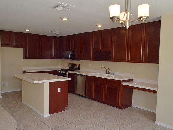 5th image of 10174 N Eight Iron Ln