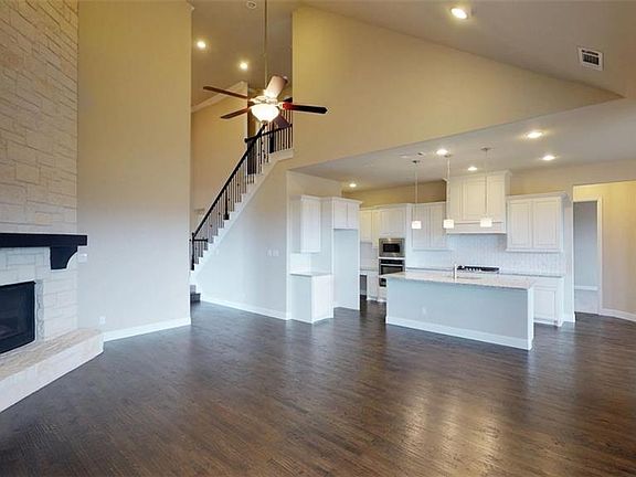 4th image of 15463 Carnoustie Ln