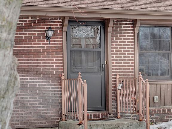 4th image of 13840 Lancashire St