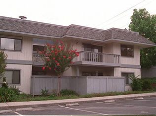 202 Chatham Ct, Martinez, CA 94553