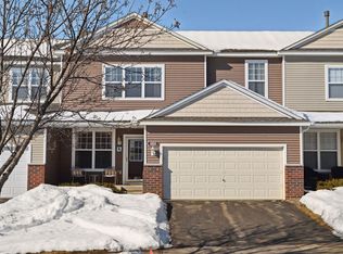 668 Ravencroft Rd, Waconia, MN 55387