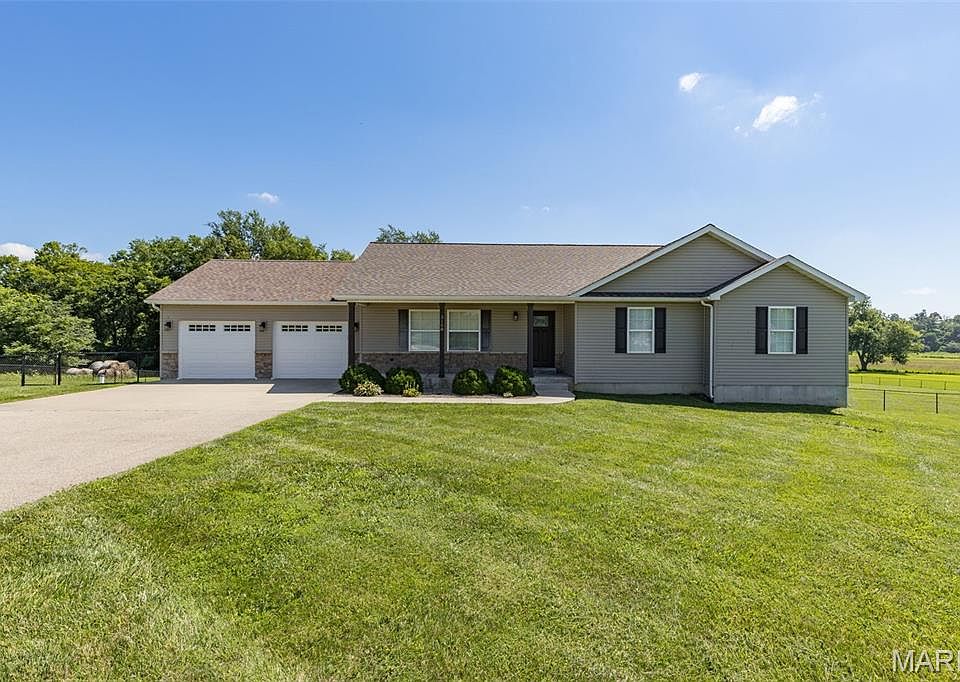 1st image of 3108 Ridgewood Hills Dr