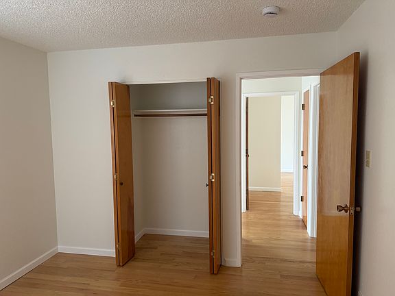 5th image of 29 Ravilla Ct