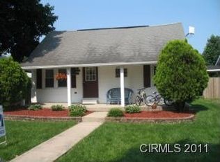 304 S Elm St, Kempton, IN 46049