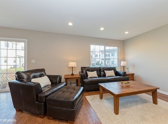 3rd image of 3112 Shenandoah Ln #21-4