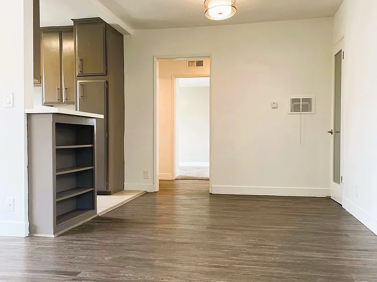 414 S Saint Andrews Pl #7 — Photo 15