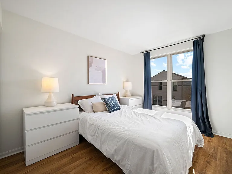 3427 W Polk St — Photo 12