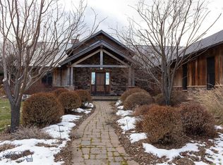 54 Plenty Coups Trl, Livingston, MT 59047