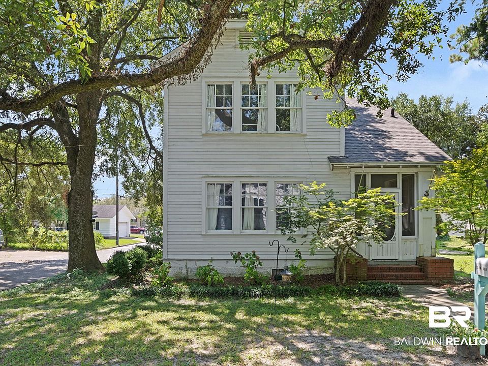 1st image of 324 4th St