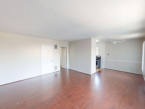 3rd image of 1042 N Stanley Ave APT 5