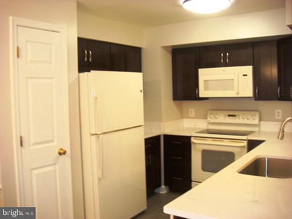 3rd image of 12145 Derriford Ct