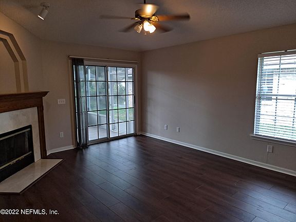 3rd image of 11786 Lanier Creek Dr
