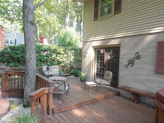 4th image of 9262 Strausser St NW